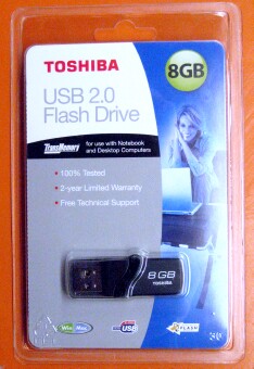 SanDisk Cruzr Micro 8GB USB Drive